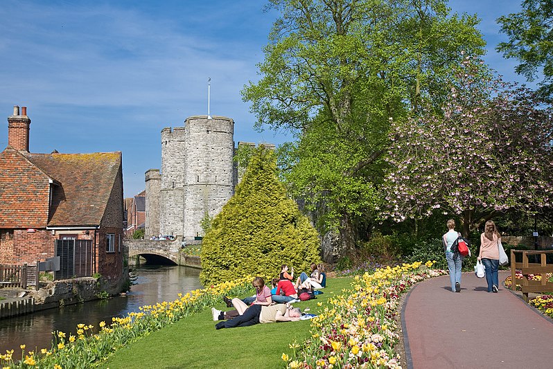 File:River Stour in Canterbury, England - May 08.jpg