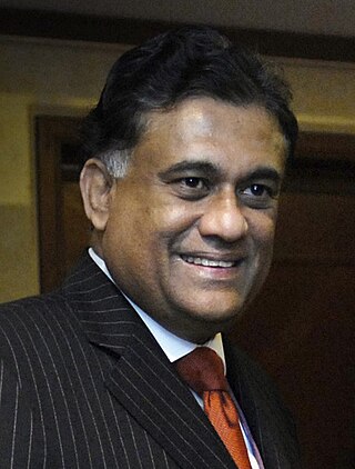 <span class="mw-page-title-main">Rohitha Bogollagama</span> Sri Lankan politician