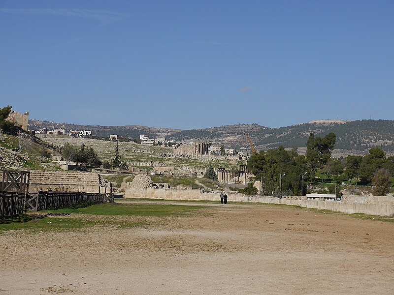 ملف:Roman Ruins in Jerash - 8342783265.jpg