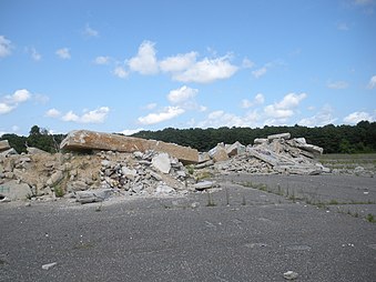 Rubble from a destroyed ancestral home. Rubble - panoramio.jpg