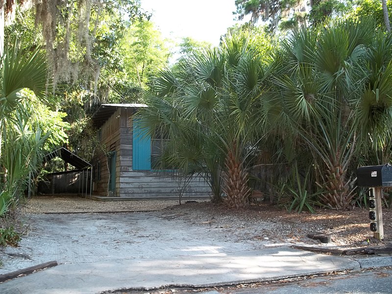 File:Sarasota FL Leech House and School01.jpg