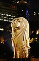 Singapore Merlion bei Nacht.jpg