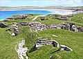 Skara Brae village dans les Orcades, au bord de la plage.