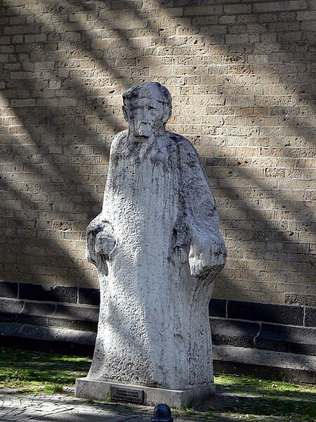 File:Skulptur Schall von Bell Koeln2007.jpg