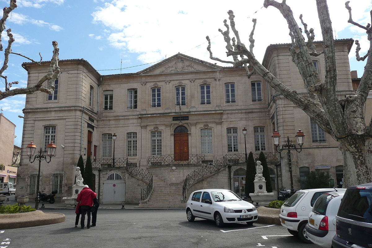 Palais épiscopal d'Apt — Wikipédia