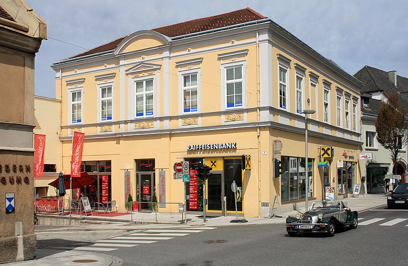 File:Steyr, Bahnhofstraße 5.jpg