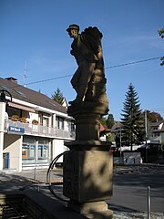 Dorfbrunnen in der Ortsmitte von Stuttgart-Uhlbach