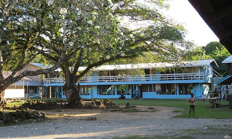 File:Tanagai Schule.jpg