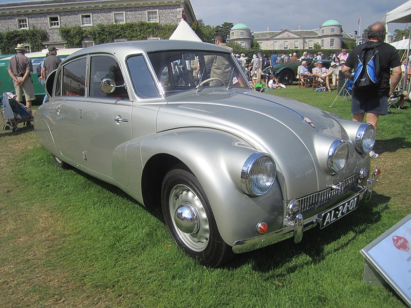 File:Tatra T87 (Czech) 1939.jpg