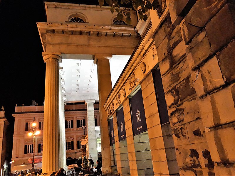 File:Teatro Carlo Felice Genova foto 24.jpg