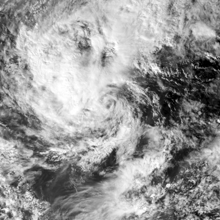 Tembin Geostationary VIS-IR 2017.png