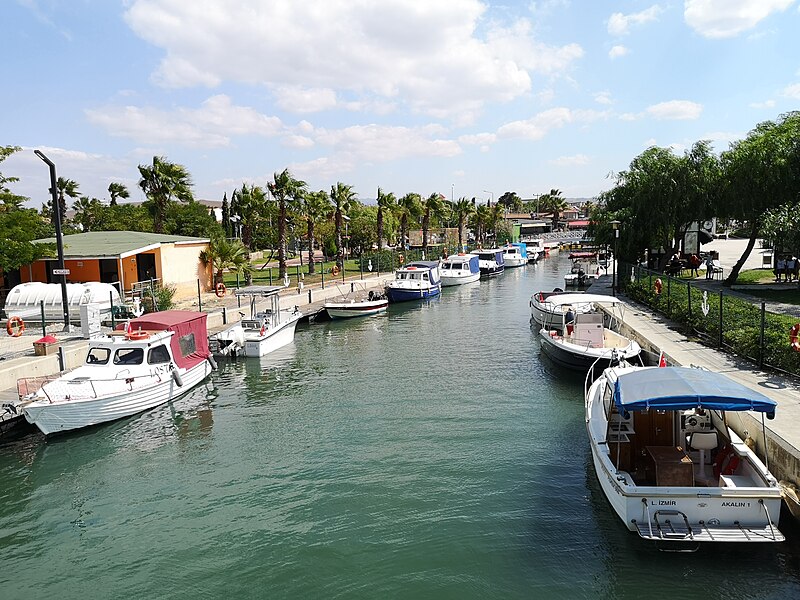 File:Teos Marina, Sığacık, Seferihisar, 2020 14.jpg