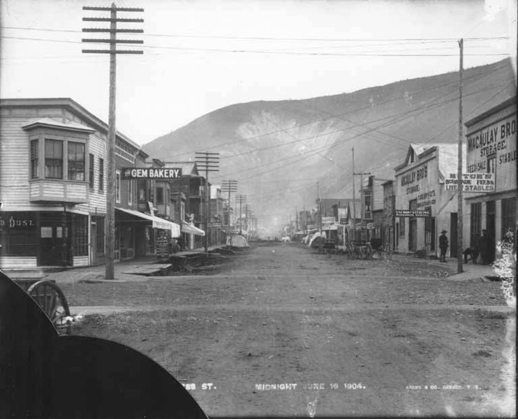 File:Third Street, Dawson, June 16, 1904 (AL+CA 1383).jpg