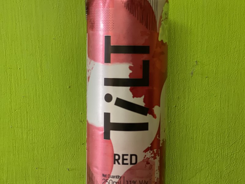 File:Tilt Red Wine 250ml Tin Pack 02.jpg