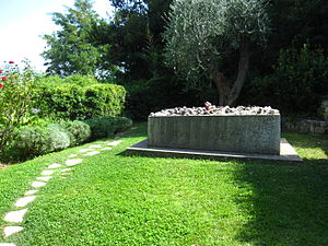 English: Henri Matisse's Grave in Nice Françai...