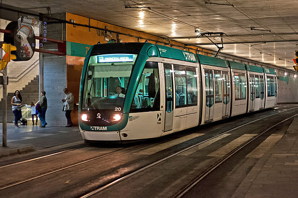 A tram leaving Cornellà Centre station towards Francesc Macià