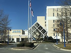 Exterior shot of UNC Lenoir Health Care's entrance and fountain