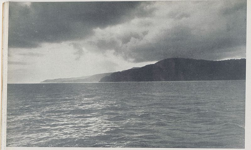 File:Un coucher de soleil à Futuna (1937).jpg