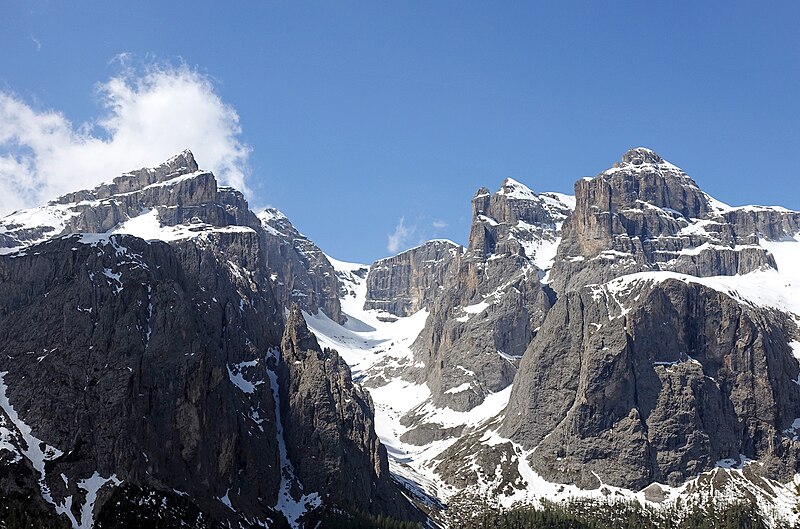 File:Val de Mezdi.jpg