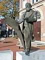 standbeeld voor Anthony Winkler Prins geboren op 31 januari 1817