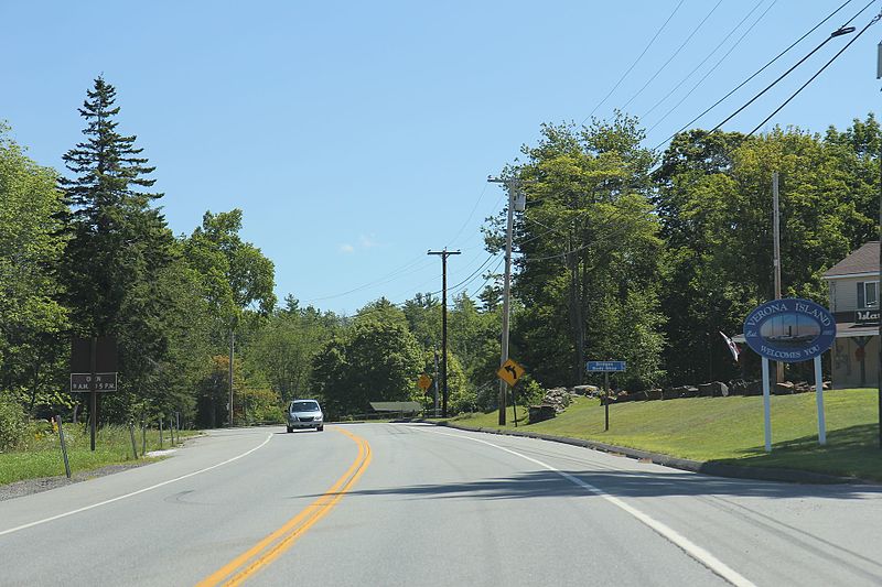 File:Verona Island Maine Sign US1.jpg