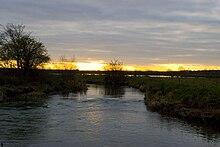 View from Stanwick lakes - geograph.org.uk - 1140623.jpg