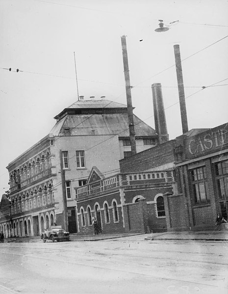 File:View of the Castlemaine Brewery in Milton, Brisbane, 1932 (7028518599).jpg