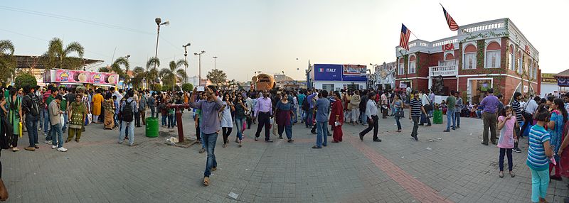 File:Visitors - 38th International Kolkata Book Fair - Milan Mela Complex - Kolkata 2014-02-09 8793-8798.JPG