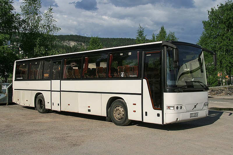 File:Volvo B10-400.jpg