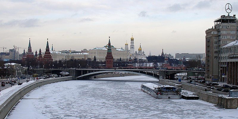 File:Wiki b kamenny bridge.jpg