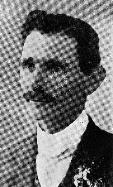 File:William Johnston, Chairman of the Pine Shire Council, 1909.jpg
