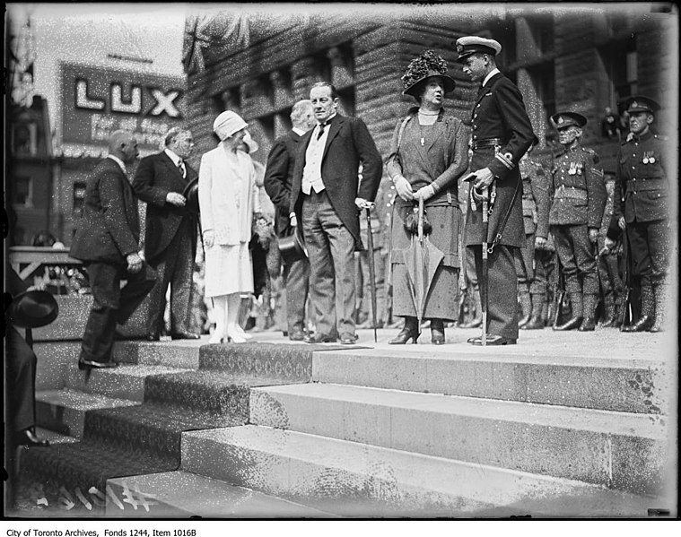 File:William Lyon Mackenzie King, Stanley Baldwin and the Duke of Kent at Toronto City Hall (50539846493).jpg