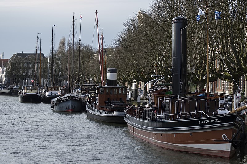 File:Wolwevershaven Dordrecht (11650391385).jpg