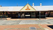 Wyong railway station Pacific Highway Entrance.jpg