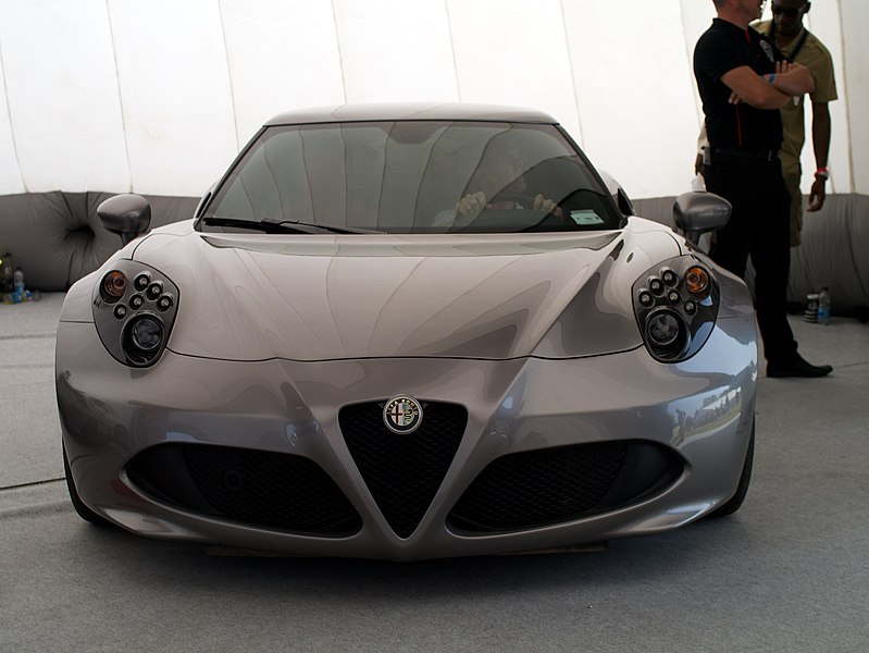 File:" 13 - grey italian exotic supercar - Alfa Romeo 4C.jpg