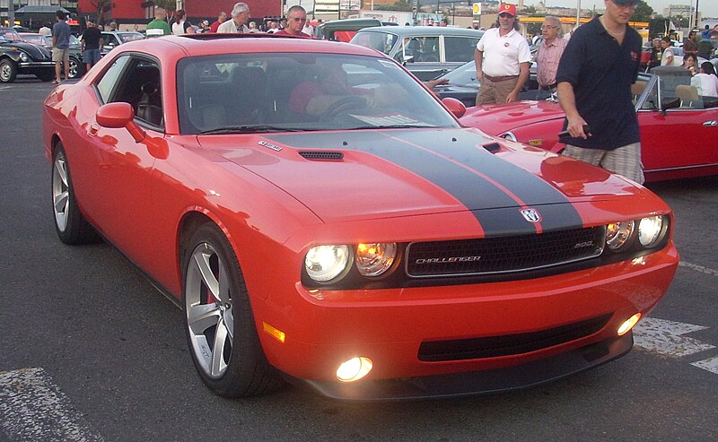 File:'09 Dodge Challenger 500 (Orange Julep).JPG