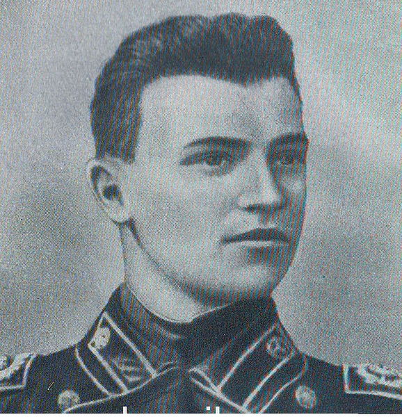 File:Фёдор.Сергеев, студент МИТУ.jpg