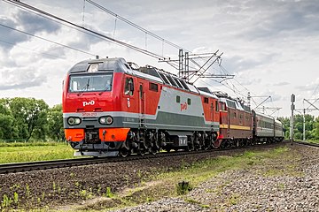 Электровоз ЭП2К - 213 с поездом проследовал ст. Колпино. 2015 г.