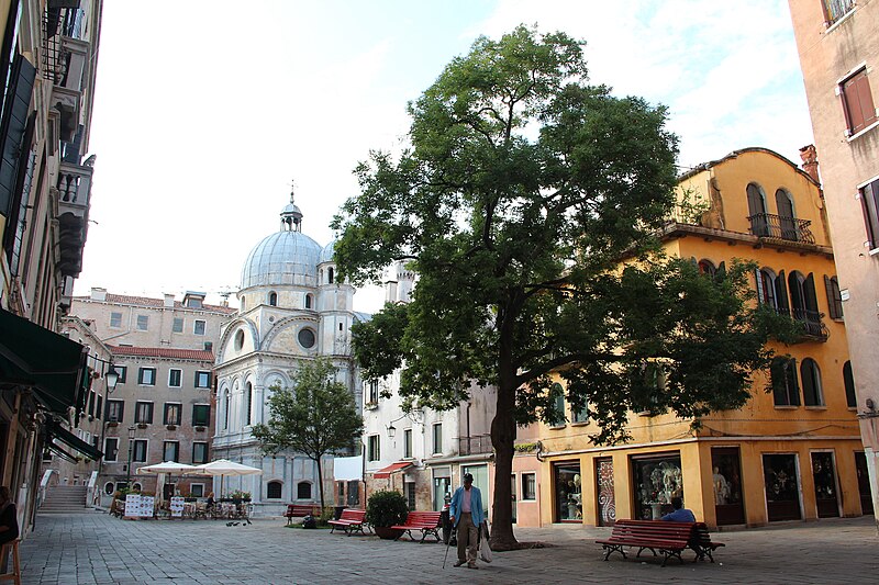 File:0 Venise, Campo di Santa Maria Nova.jpg