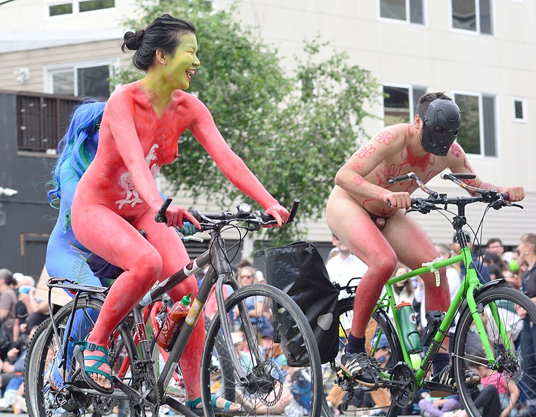 File:2022 Fremont Solstice Parade - cyclists 78.jpg