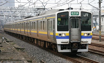 211-3000 series in Chiba area livery in October 2006