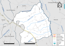 Carte en couleur présentant le réseau hydrographique de la commune