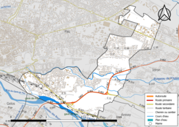 Carte en couleur présentant les réseau hydrographique de la commune