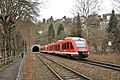 Deutsch: Doppeltraktion Alstom Coradia Lint verlässt Arnsberg in Richtung Dortmund.
