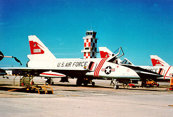 87th FIS F-106s on the flightline at K. I. Sawyer AFB in 1976