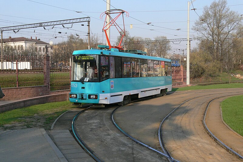 File:AKSM-60102 tram in Minsk.jpg