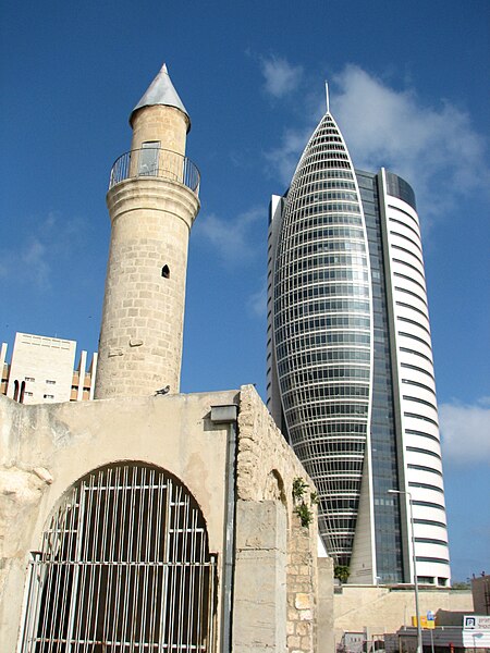 File:Al Zaghir Mosque (11).JPG