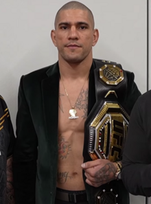 Alex Pereira UFC 300.png