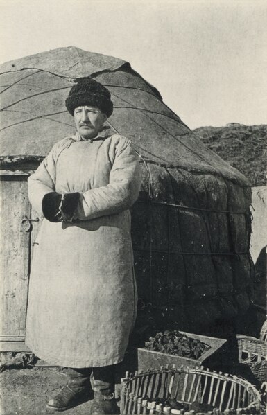 File:Anton Felix Almblad, vinterklädd, Mongoliet.tif