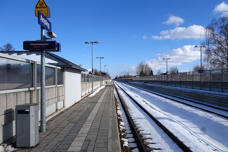 File:Bahnhof Ampfing Januar 2015 (3).jpg